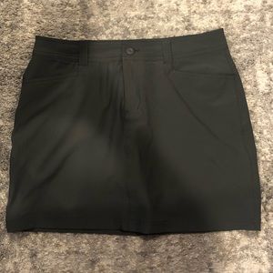 Womens Eddie Bauer activity skirt Size 8 Dark Gray